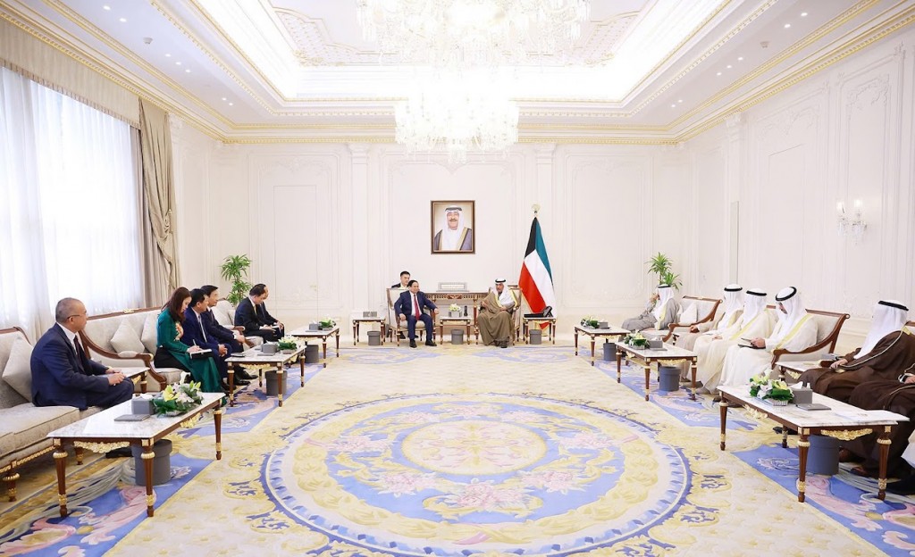 Hai nhà lãnh đạo nhất trí phát huy hiệu quả cơ chế hợp tác hiện có, trong đó bao gồm tăng cường trao đổi đoàn các cấp, đặc biệt là cấp cao và sớm nghiên cứu mở đường bay thẳng giữa hai nước - Ảnh: VGP/Nhật Bắc Hai nhà lãnh đạo nhất trí phát huy hiệu quả cơ chế hợp tác hiện có, trong đó bao gồm tăng cường trao đổi đoàn các cấp, đặc biệt là cấp cao và sớm nghiên cứu mở đường bay thẳng giữa hai nước - Ảnh: VGP/Nhật Bắc