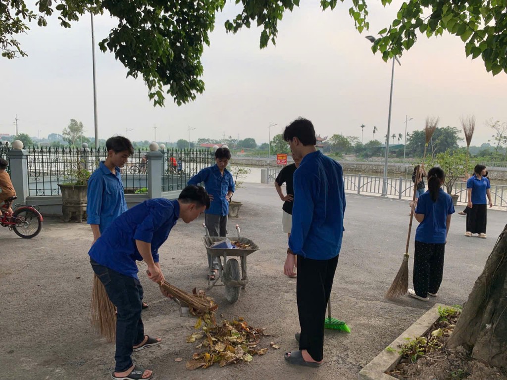 Lực lượng đoàn viên thanh niên xã Quảng Bị luôn xung kích đi đầu trong nhiều hoạt động tại địa phương