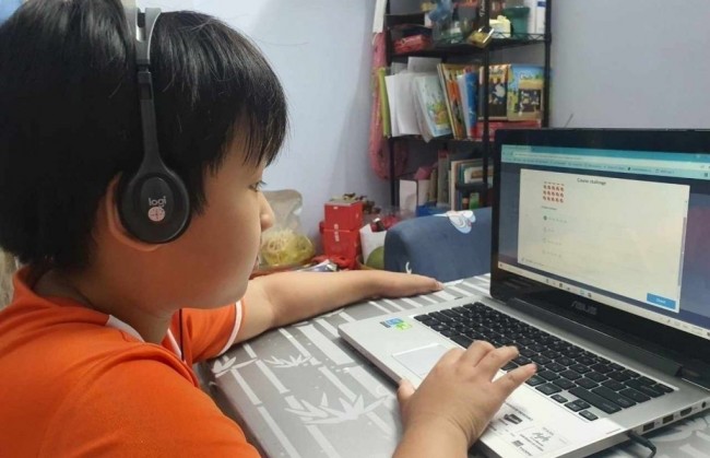 Xây dựng “lá chắn” bảo vệ trẻ em trên môi trường mạng