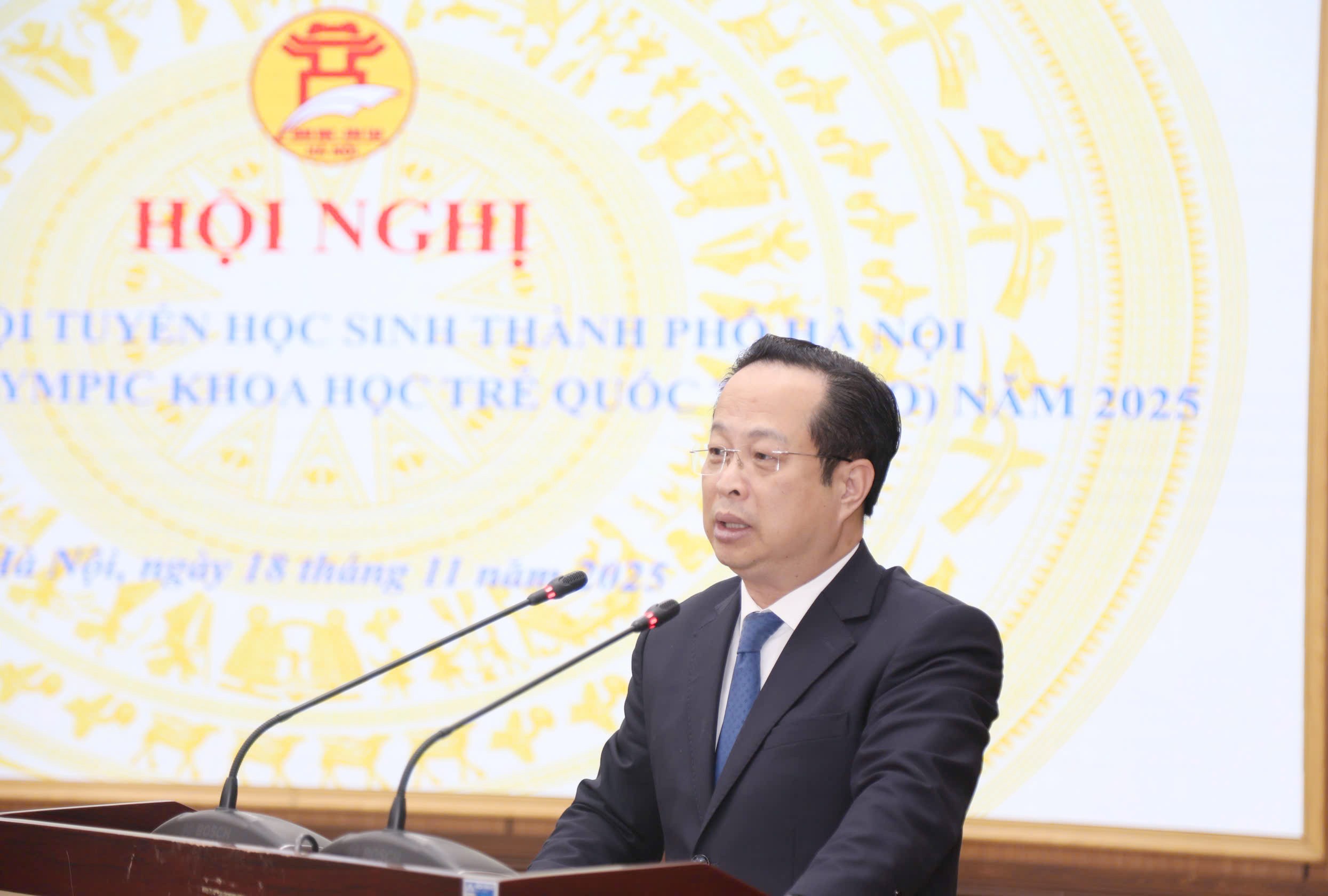 Hà Nội gặp mặt đội tuyển thi Olympic Khoa học trẻ quốc tế 2025 Hà Nội gặp mặt đội tuyển thi Olympic Khoa học trẻ quốc tế 2025