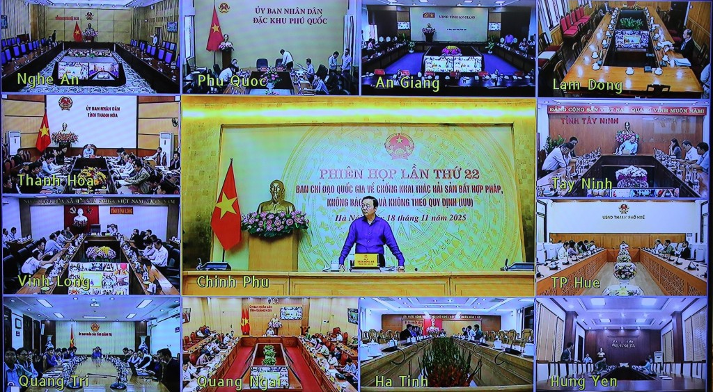 Lãnh đạo một số địa phương kiến nghị cơ chế bảo đảm thông tin, dữ liệu được truyền tải kịp thời từ Trung ương xuống địa phương, phục vụ quản lý và xử lý vi phạm đối với tàu cá từ 24 mét trở lên - Ảnh: VGP/Minh Khôi Lãnh đạo một số địa phương kiến nghị cơ chế bảo đảm thông tin, dữ liệu được truyền tải kịp thời từ Trung ương xuống địa phương, phục vụ quản lý và xử lý vi phạm đối với tàu cá từ 24 mét trở lên - Ảnh: VGP/Minh Khôi