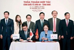 Cảng quốc tế Long An ký hợp tác với Cảng Kobe tại Nhật