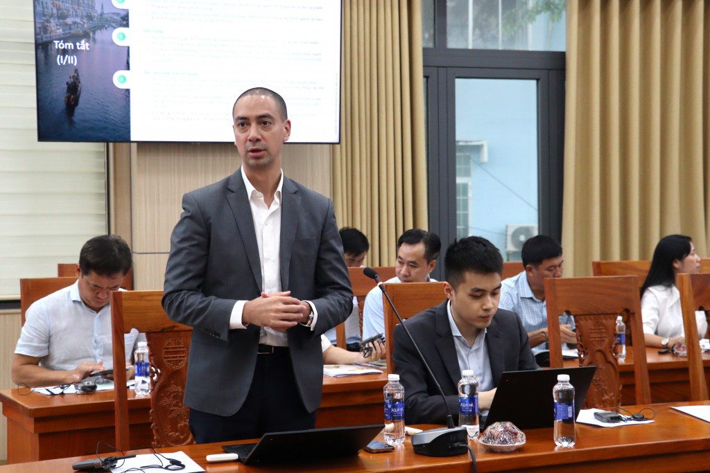 Đại diện Công ty BCG phát biểu (ảnh: Như Ngọc) Đại diện Công ty BCG phát biểu (ảnh: Như Ngọc)