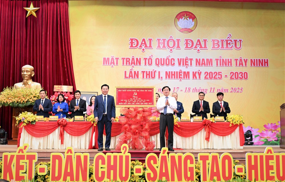 Hai khâu đột phá, bảy chương trình hành động trong nhiệm kỳ 2025 - 2030