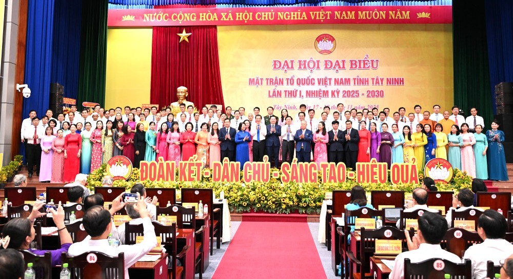 Hai khâu đột phá, bảy chương trình hành động trong nhiệm kỳ 2025 - 2030