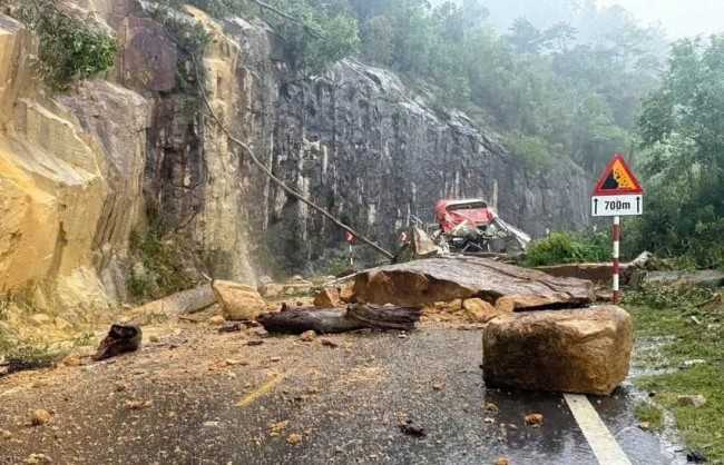 Hỗ trợ khẩn cấp 50 tỷ đồng cho tỉnh Khánh Hòa khắc phục thiệt hại do mưa lũ