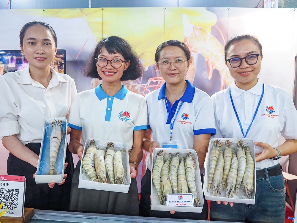 Ngày hội cua Cà Mau hút du khách bằng nhiều hoạt động đặc sắc Ngày hội cua Cà Mau hút du khách bằng nhiều hoạt động đặc sắc