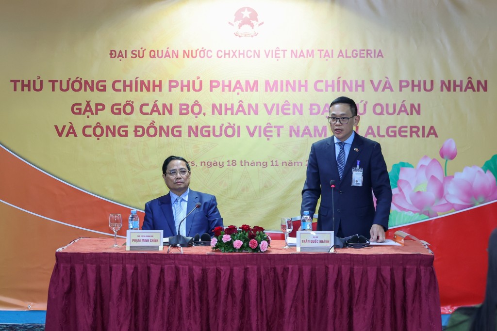 Đại sứ Việt Nam tại Algeria Trần Quốc Khánh báo cáo - Ảnh: VGP/Nhật Bắc Đại sứ Việt Nam tại Algeria Trần Quốc Khánh báo cáo - Ảnh: VGP/Nhật Bắc