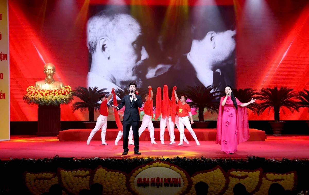 [ẢNH] Khai mạc trọng thể Đại hội MTTQ Việt Nam thành phố Hà Nội lần thứ XVIII