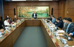 Chủ động đưa người Việt Nam làm việc tại các tổ chức quốc tế