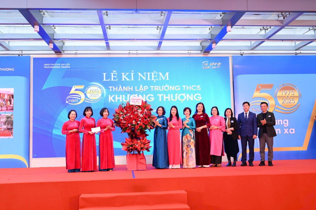 Trường THCS Khương Thượng: 50 năm thắp sáng tri thức, vững bước vươn xa