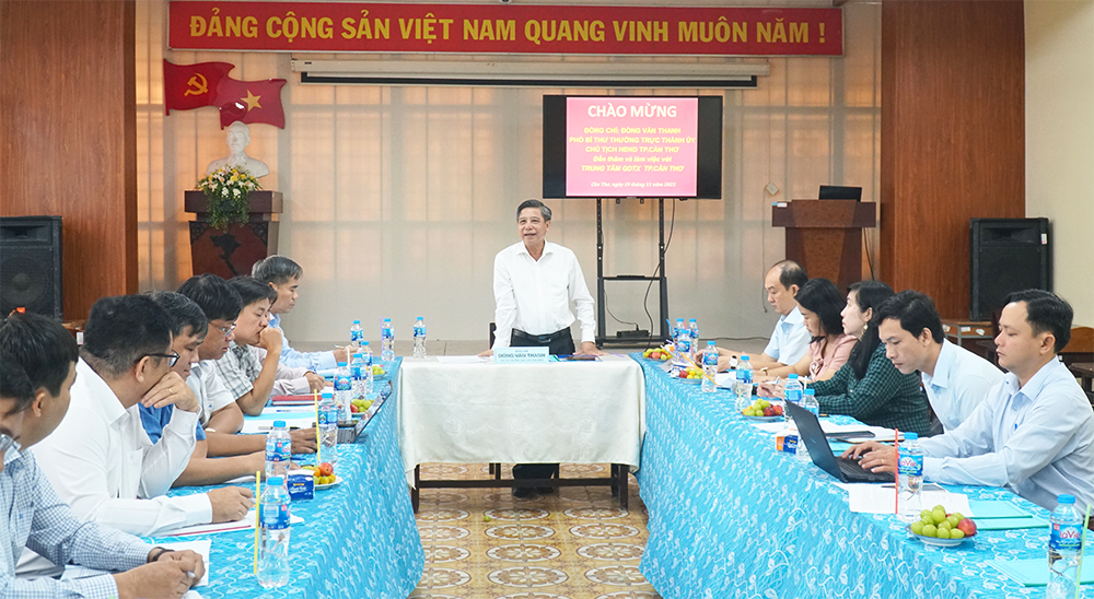 HĐND TP Cần Thơ làm việc với Trung tâm Giáo dục Thường xuyên HĐND TP Cần Thơ làm việc với Trung tâm Giáo dục Thường xuyên