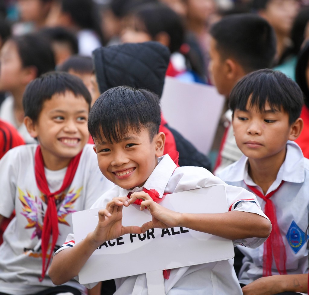 Các em học sinh trường PTDT Bán trú Tiểu học &amp; THCS Tả Nhìu