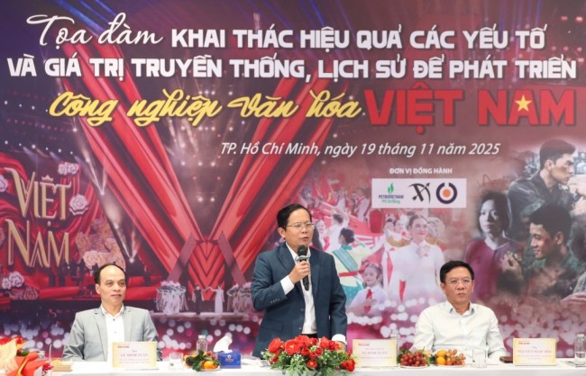 Chuyên gia, nghệ sĩ “hiến kế” phát triển công nghiệp văn hóa Việt Nam