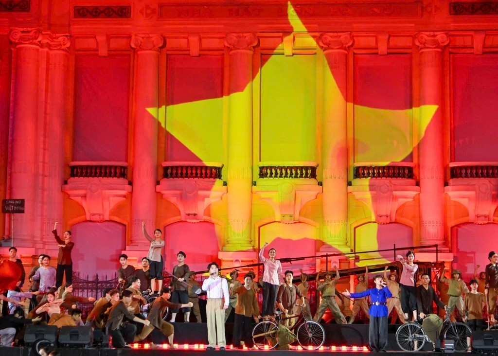 Hà Nội: kỷ nguyên vươn mình và khát vọng tăng trưởng hai con số Hà Nội: kỷ nguyên vươn mình và khát vọng tăng trưởng hai con số