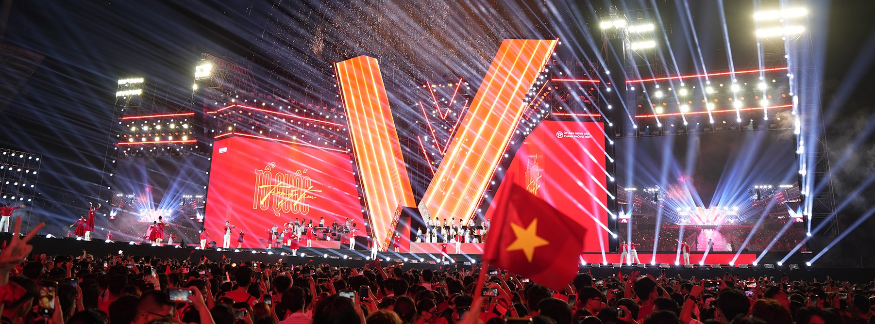 Hà Nội: Kỷ nguyên vươn mình và khát vọng tăng trưởng hai con số