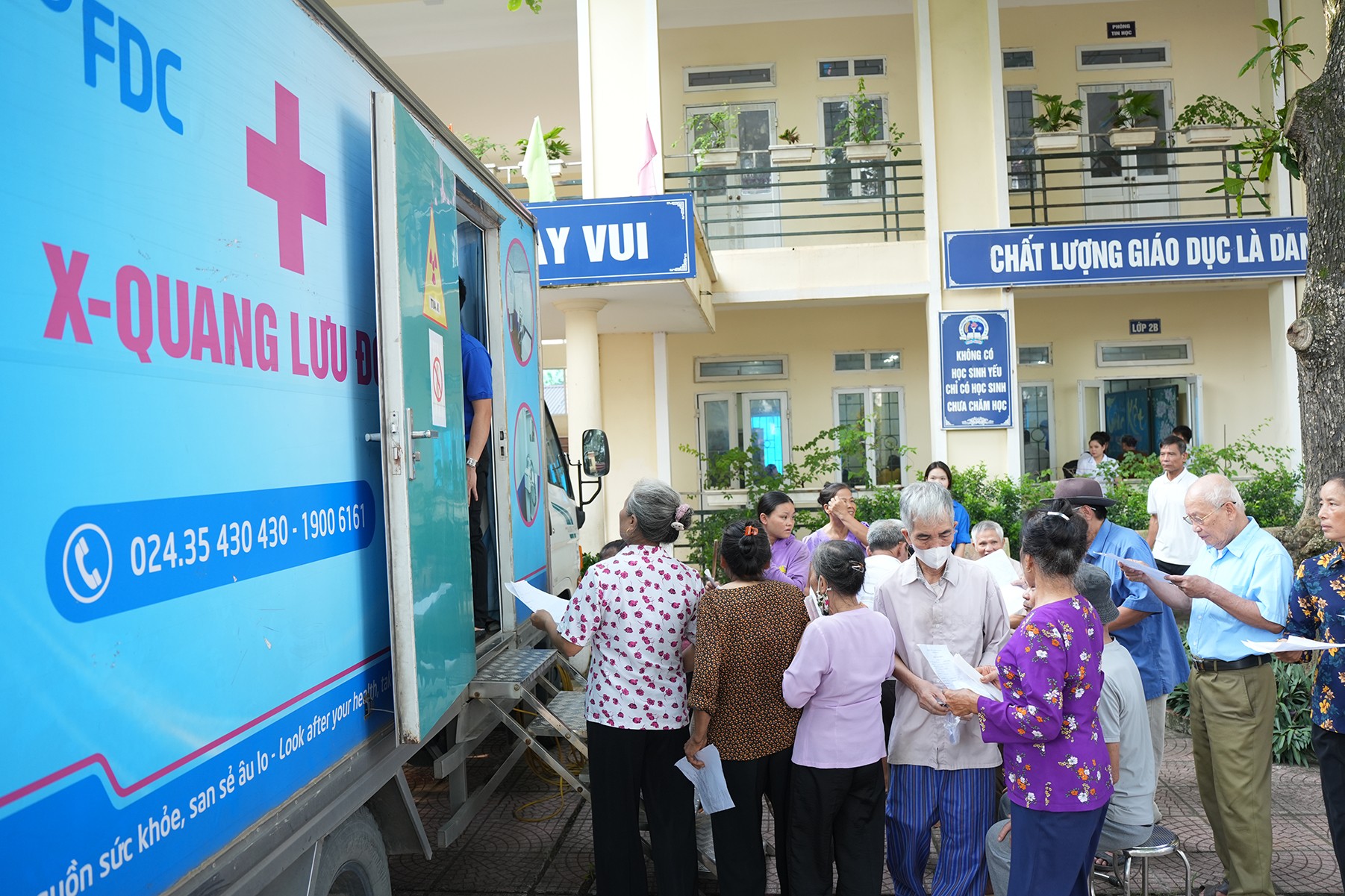 Y tế Thủ đô: Điểm tựa an sinh, kiến tạo thành phố hạnh phúc