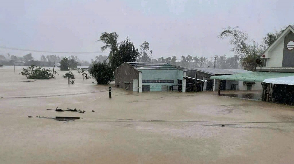 Lũ đặc biệt trên sông Ba đã vượt mức lũ lịch sử năm 1993