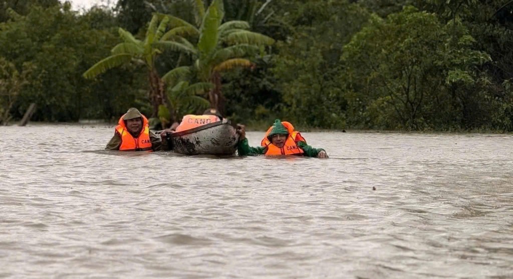 Lũ đặc biệt trên sông Ba đã vượt mức lũ lịch sử năm 1993