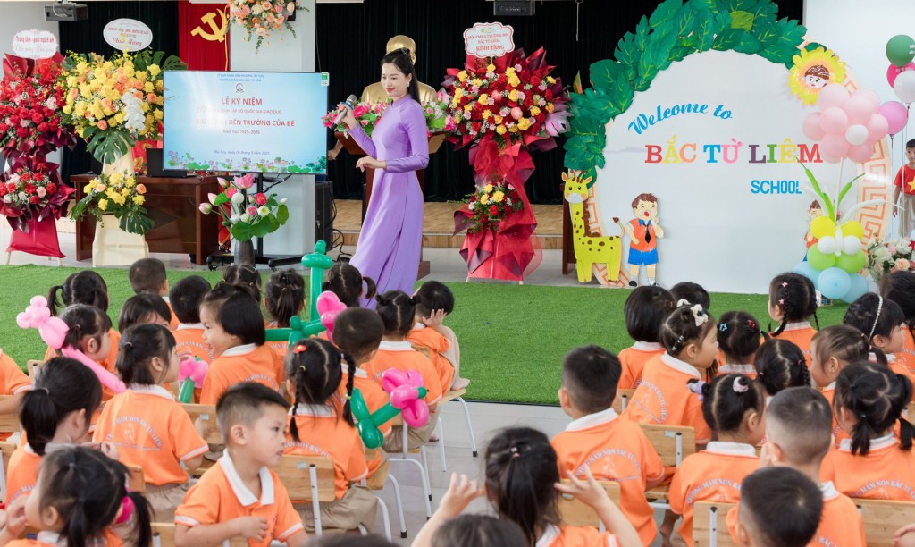 Tự hào nhà giáo, hun đúc động lực đổi mới và kiến tạo tri thức quốc gia