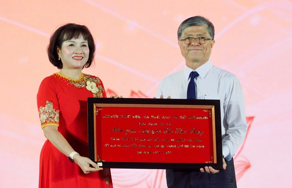 TP HCM vinh danh 50 Nhà giáo tiêu biểu vì sự nghiệp giáo dục