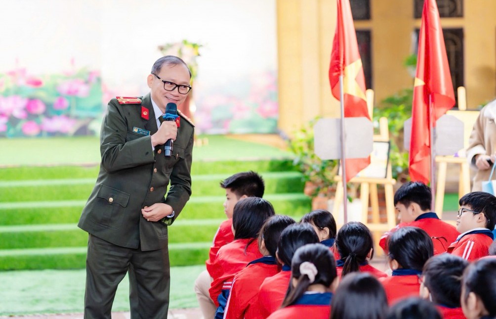 Ánh sáng của người thầy: Khi tri thức hóa thành nhân cách