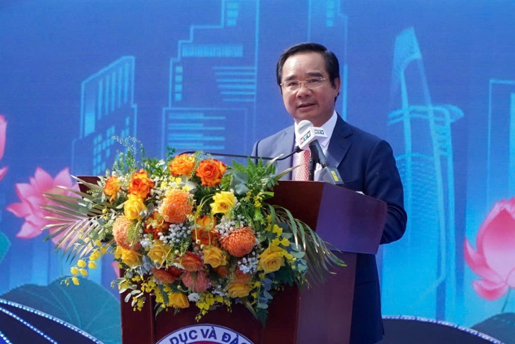 Chủ tịch UBND TP Hồ Chí Minh Nguyễn Văn Được phát biểu