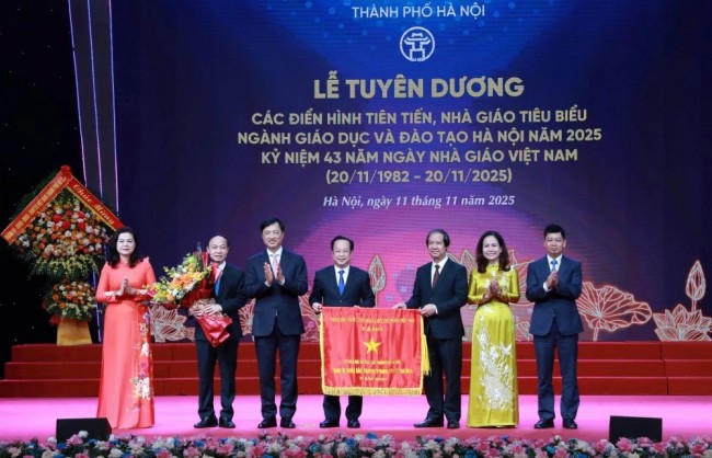 Tiếp nối truyền thống tôn sự trọng đạo, đào tạo chất lượng cao