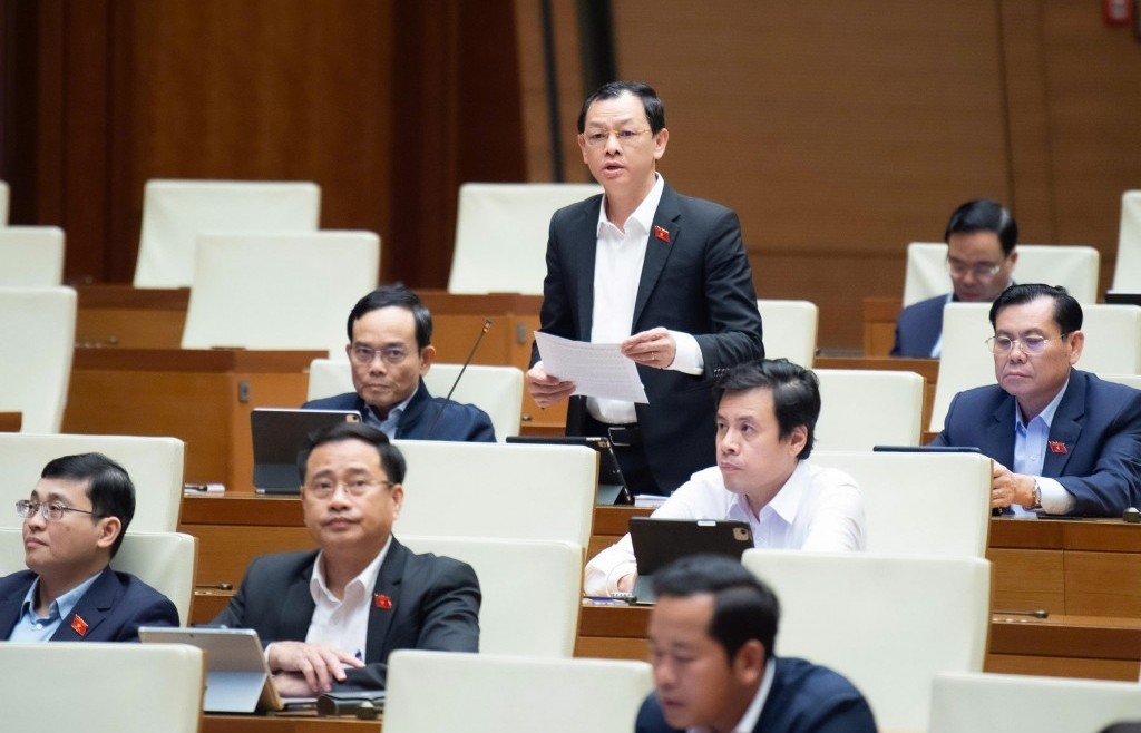 Không thể đột phá giáo dục nếu thiếu trường lớp