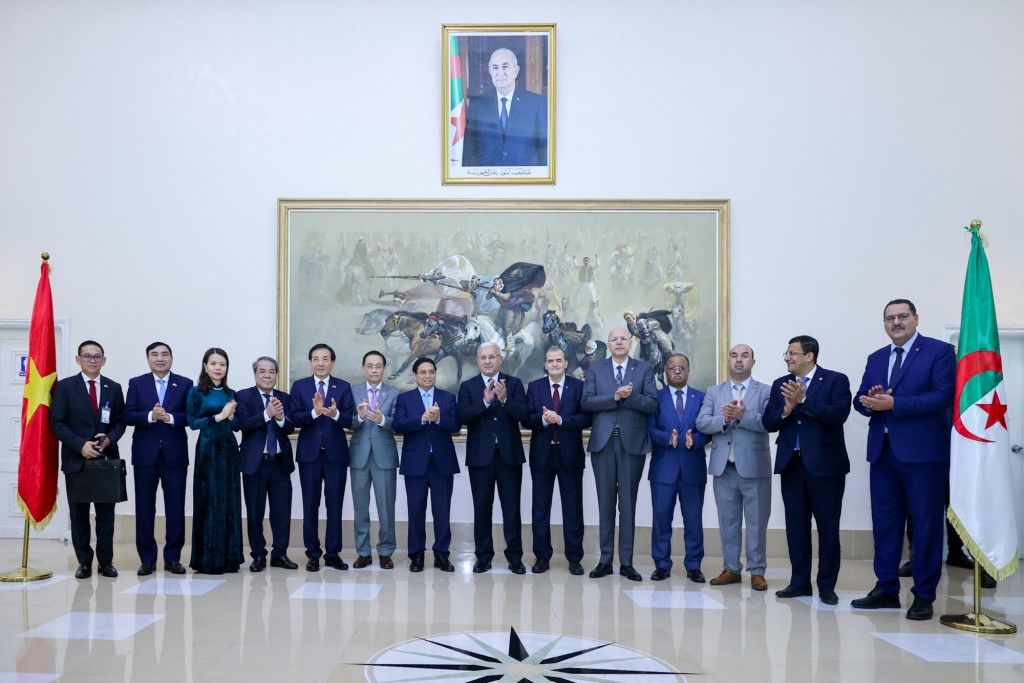 Bày tỏ tin tưởng vào tương lai tươi sáng trong hợp tác Việt Nam và Algeria, Thủ tướng Phạm Minh Chính mong hai nước tiếp tục phát huy tinh thần đoàn kết, hỗ trợ lẫn nhau trong thời gian tới - Ảnh: VGP/Nhật Bắc