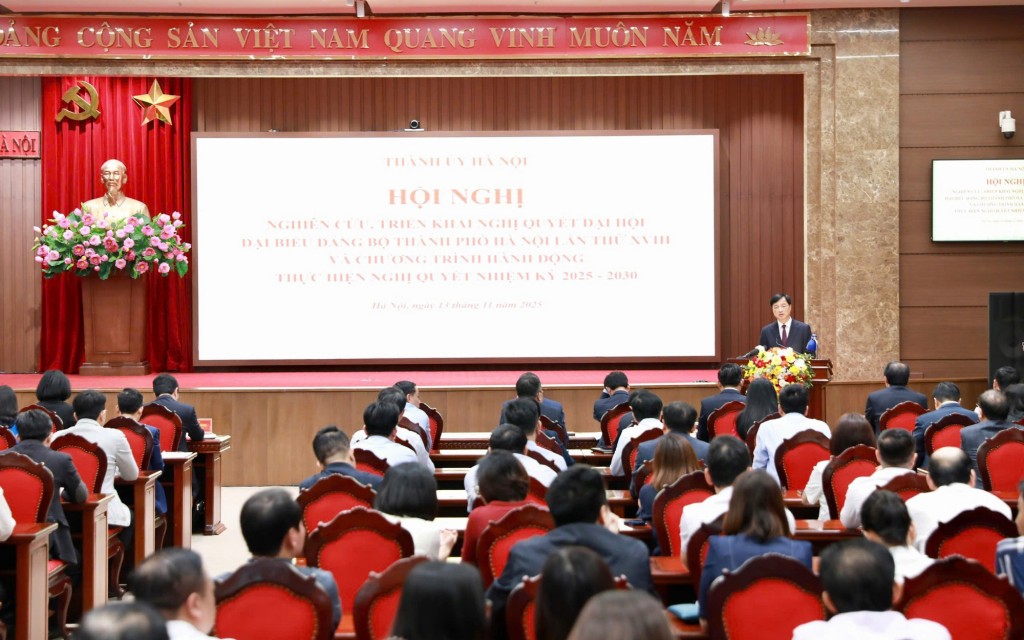 Hội nghị nghiên cứu, triển khai Nghị quyết Đại hội đại biểu Đảng bộ thành phố Hà Nội lần thứ XVIII và Chương trình hành động thực hiện nghị quyết nhiệm kỳ 2025-2030.