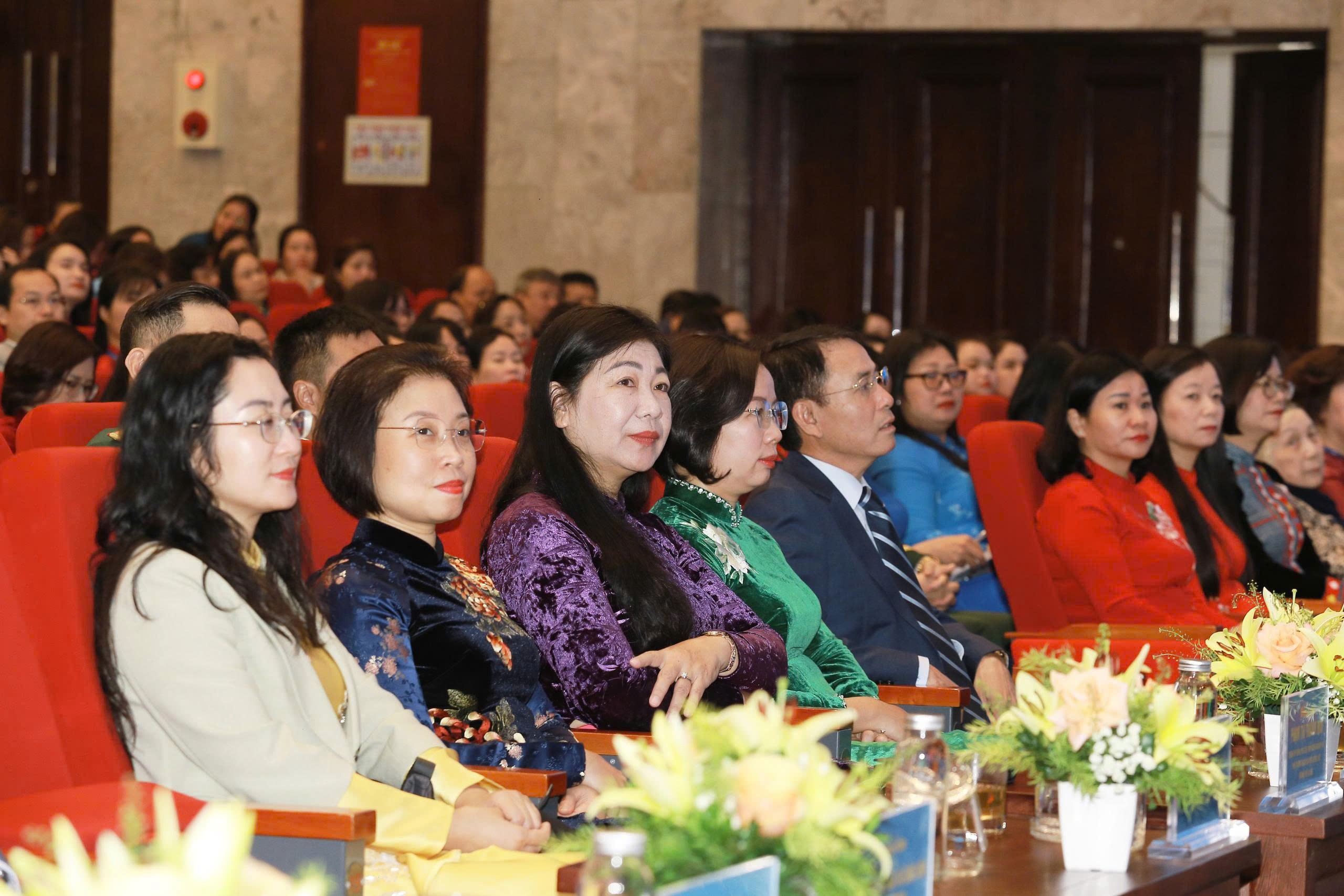 Phụ nữ Thủ đô sẵn sàng kiến tạo Hà Nội hạnh phúc, hiện đại