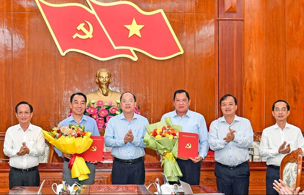 Đồng chí Lữ Quang Ngời giữ chức Bí thư Đảng ủy UBND Cà Mau