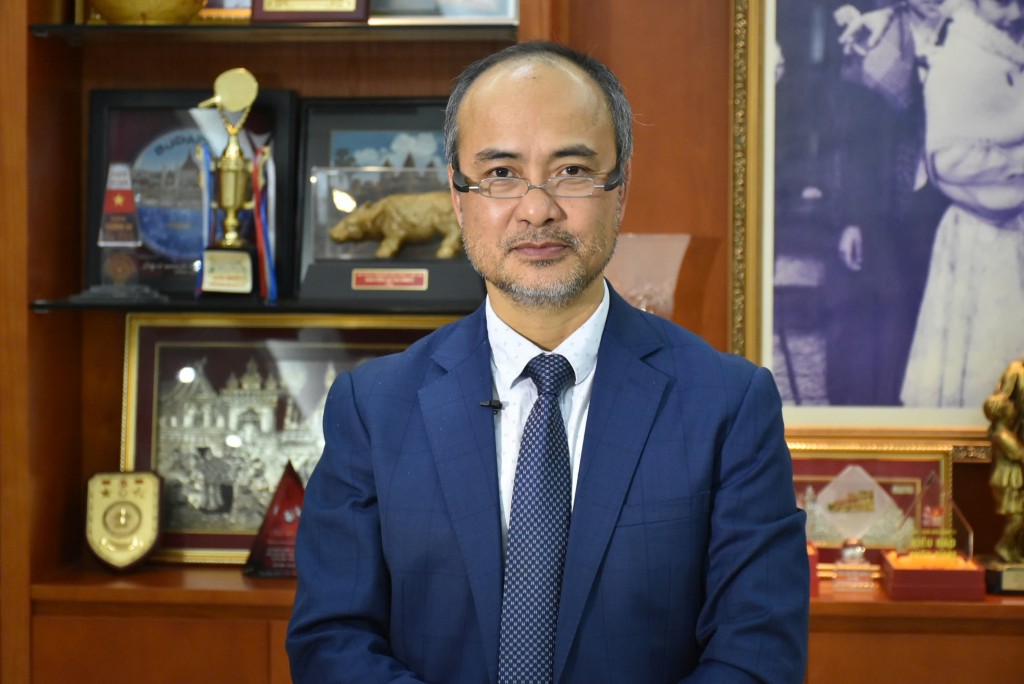 Kiều bào tích cực góp ý cho dự thảo Văn kiện Đại hội XIV