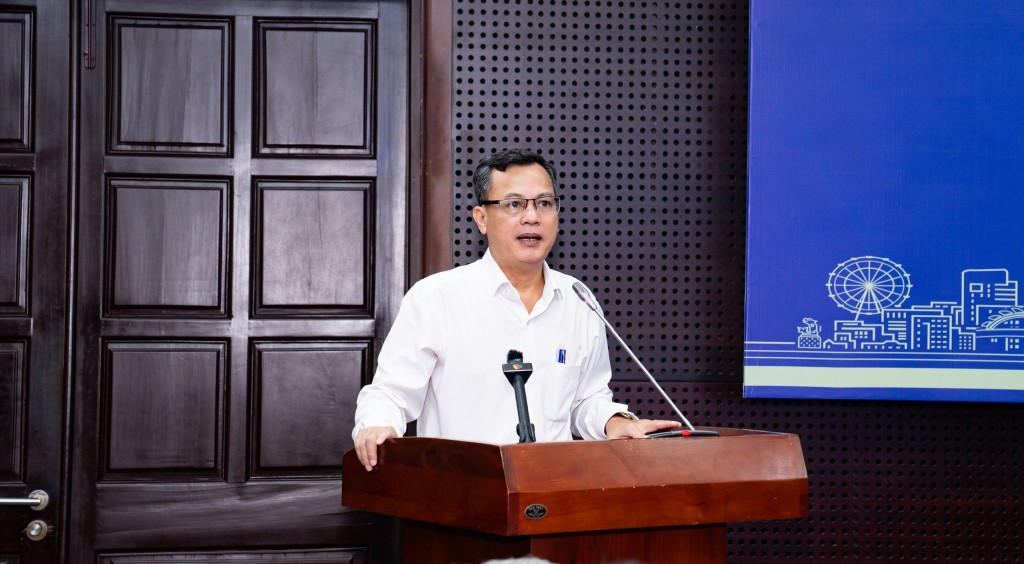Ông Trần Ngọc Thạch, Phó Giám đốc Sở Khoa học và Công nghệ TP Đà Nẵng phát biểu đề dẫn hội thảo (Ảnh Út Vũ)