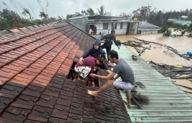 Hà Nội xây dựng kế hoạch hỗ trợ các tỉnh miền Trung khắc phục hậu quả mưa lũ