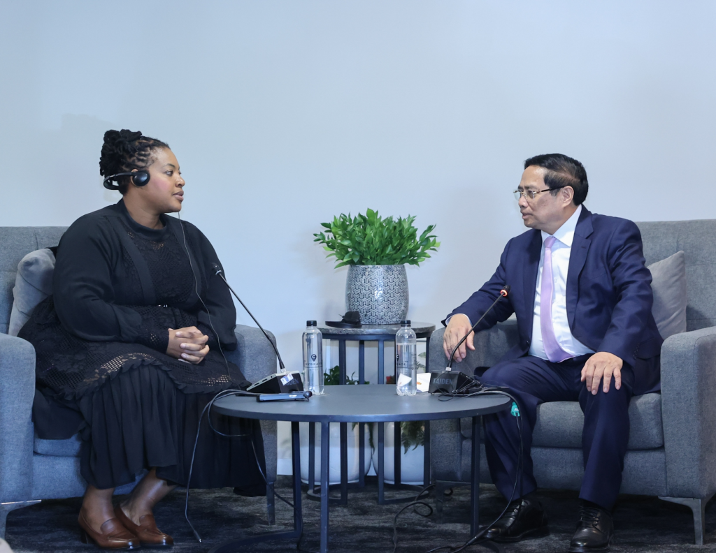 Thủ tướng đề nghị Công ty Dầu khí Quốc gia Nam Phi hợp tác với Petrovietnam trên các lĩnh vực tiềm năng - Ảnh: VGP/Nhật Bắc