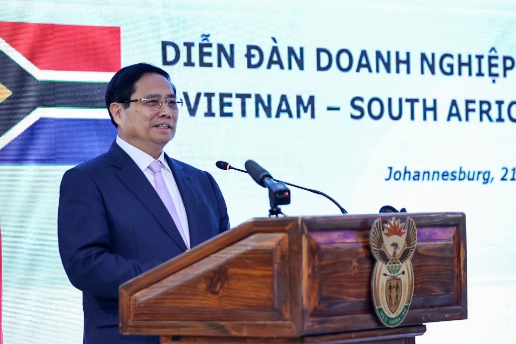 Thủ tướng kêu gọi cộng đồng doanh nghiệp hai nước gặp gỡ - kết nối – hành động, ra sản phẩm - Ảnh: VGP/Nhật Bắc Thủ tướng kêu gọi cộng đồng doanh nghiệp hai nước gặp gỡ - kết nối – hành động, ra sản phẩm - Ảnh: VGP/Nhật Bắc