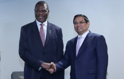 Thủ tướng Phạm Minh Chính gặp Phó Tổng thống Nam Phi