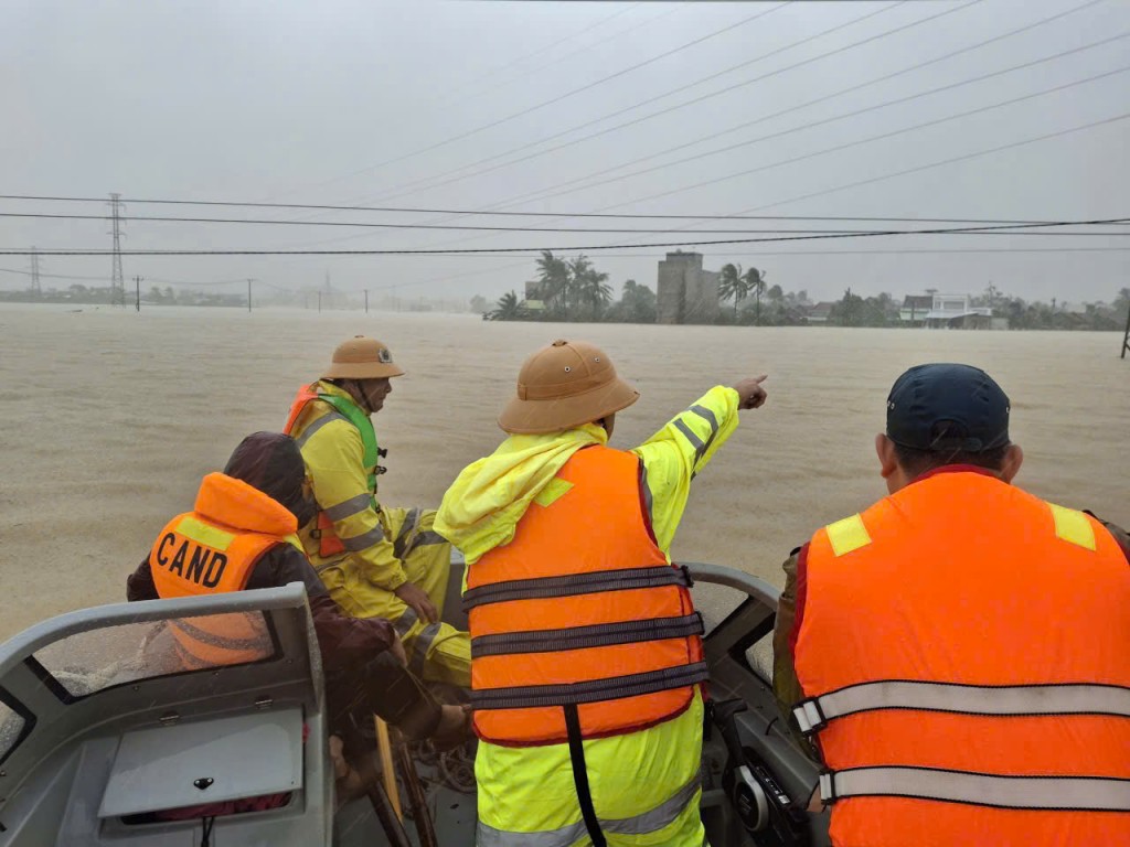 Việc khẩn trương chi viện cho tỉnh Đắk Lắk của công an Lâm Đồng thể hiện tinh thần tương trợ, vì nhân dân phục vụ