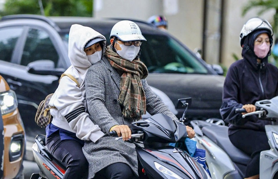 Hà Nội sáng và đêm trời rét, nhiệt độ thấp nhất 15-17 độ C