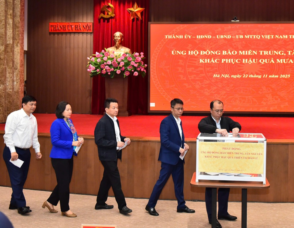 Hà Nội chung tay hướng về đồng bào miền Trung, Tây Nguyên ruột thịt