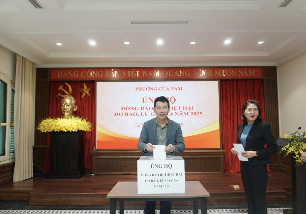 Phường Hoàn Kiếm, Cửa Nam ủng hộ đồng bào bị lũ lụt