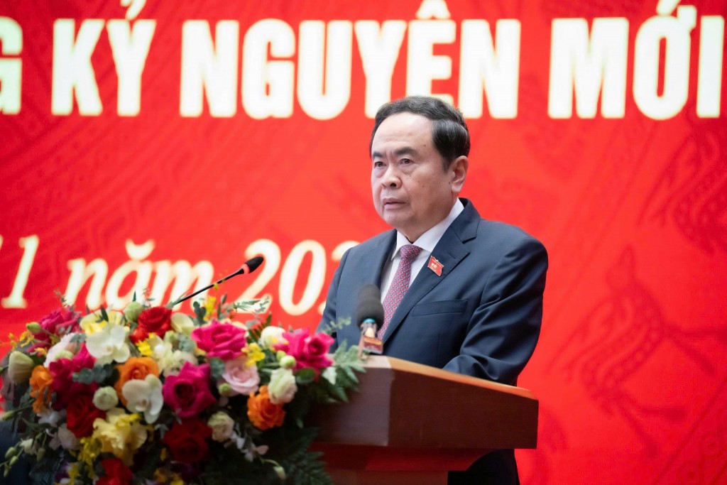 Tiếp tục đổi mới tư duy, đưa thể chế pháp luật trở thành