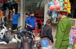 Đoàn Thanh niên phường Ba Đình ra quân vệ sinh môi trường