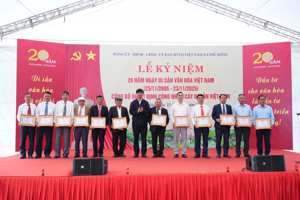 Xã Phù Đổng công bố Quyết định công nhận Cây Di sản Việt Nam