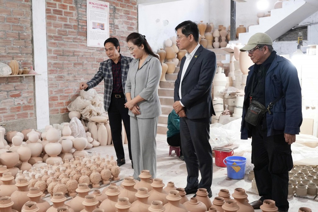 Bát Tràng: Thẩm định 6 cá nhân để xét tặng danh hiệu Nghệ nhân Nhân dân, Nghệ nhân ưu tú