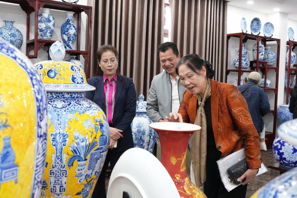 Bát Tràng: Thẩm định 6 cá nhân để xét tặng danh hiệu Nghệ nhân Nhân dân, Nghệ nhân ưu tú