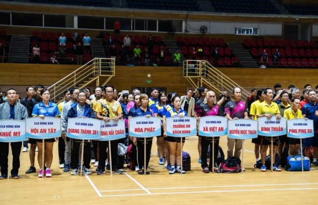 Khai mạc giải cầu lông, bóng bàn trung cao tuổi các CLB Đà Nẵng