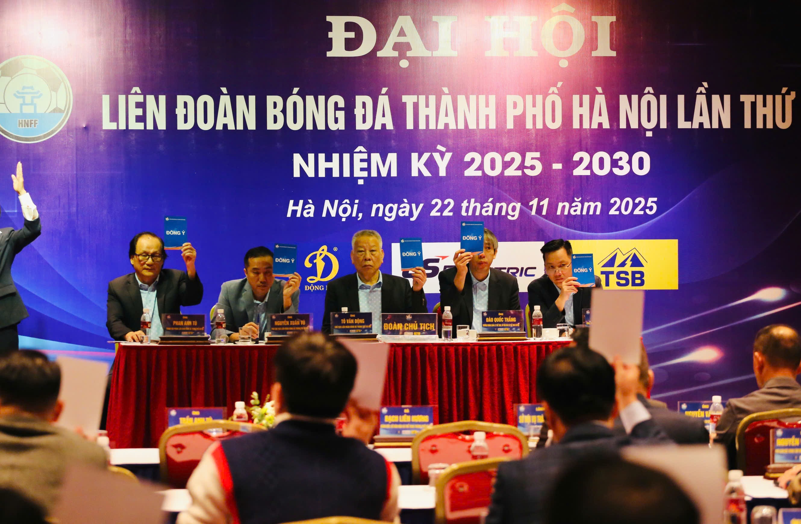 Liên đoàn Bóng đá TP Hà Nội - củng cố vị thế trung tâm